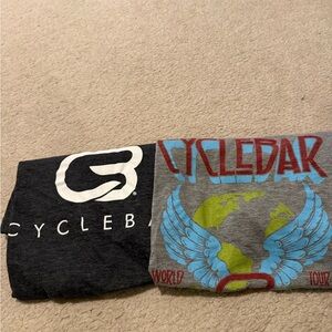 CycleBar set of 2 men’s xl Graphic T-Shirts - Black and Gray